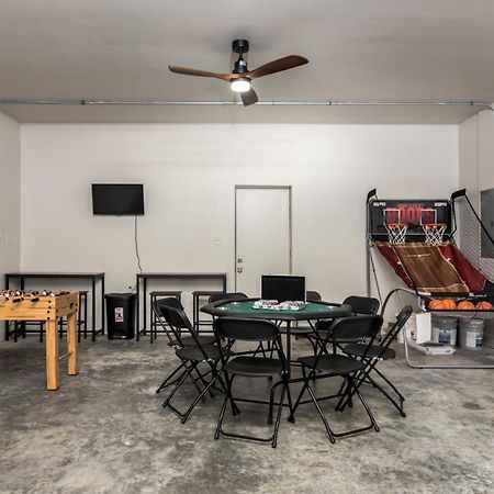 Amazing Downtown Location For Groups! Villa Little Rock Kültér fotó